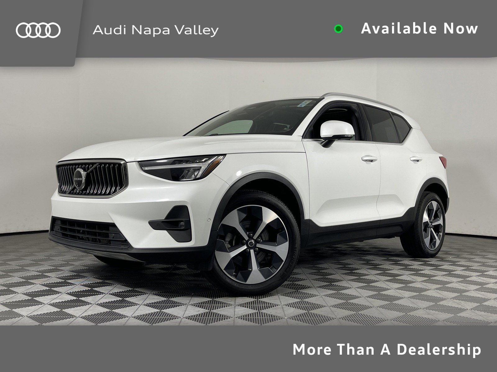 Used 2024 Volvo XC40 B5 Plus