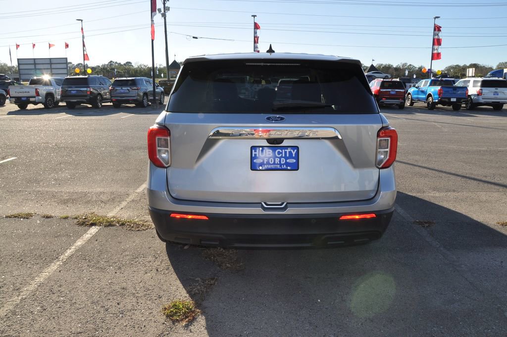 Used 2021 Ford Explorer Base image 4