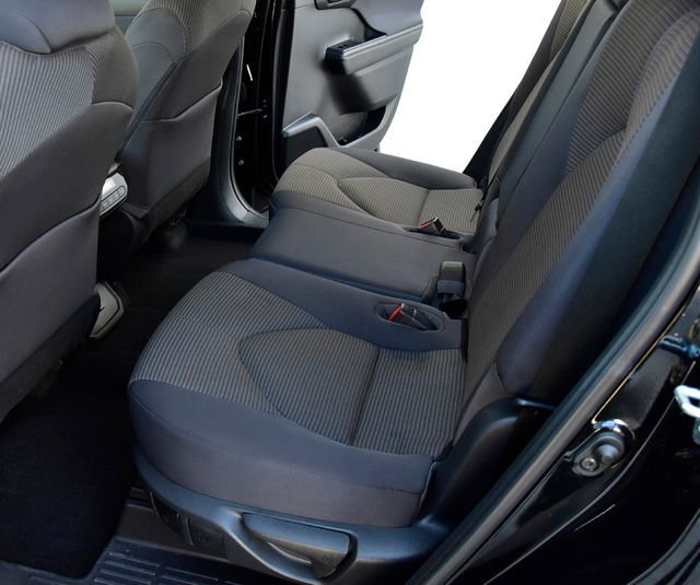 Used 2023 Toyota Highlander LE image 14