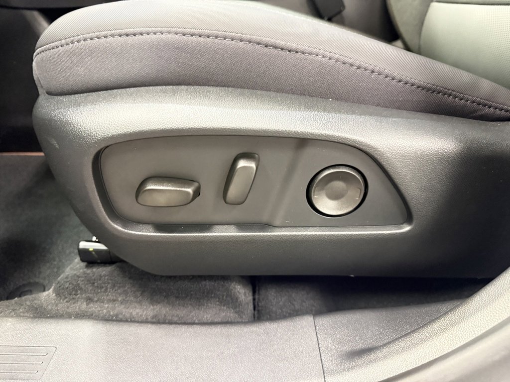 New 2026 GMC Terrain AT4 image 23