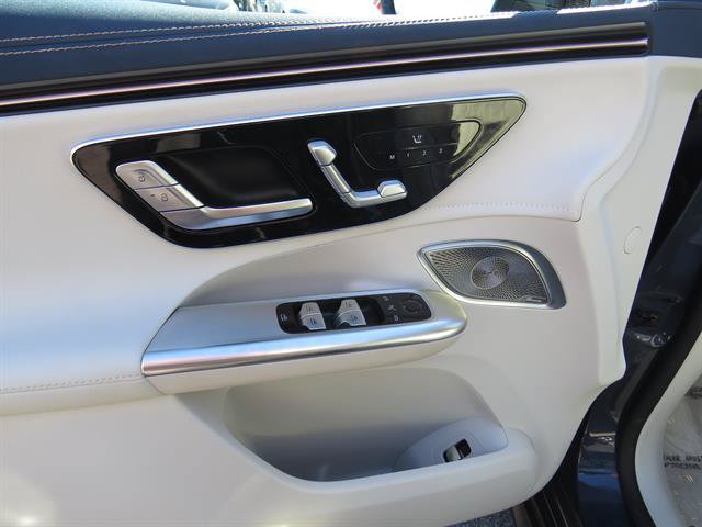 Used 2023 Mercedes-Benz EQE 500 4MATIC SUV image 7