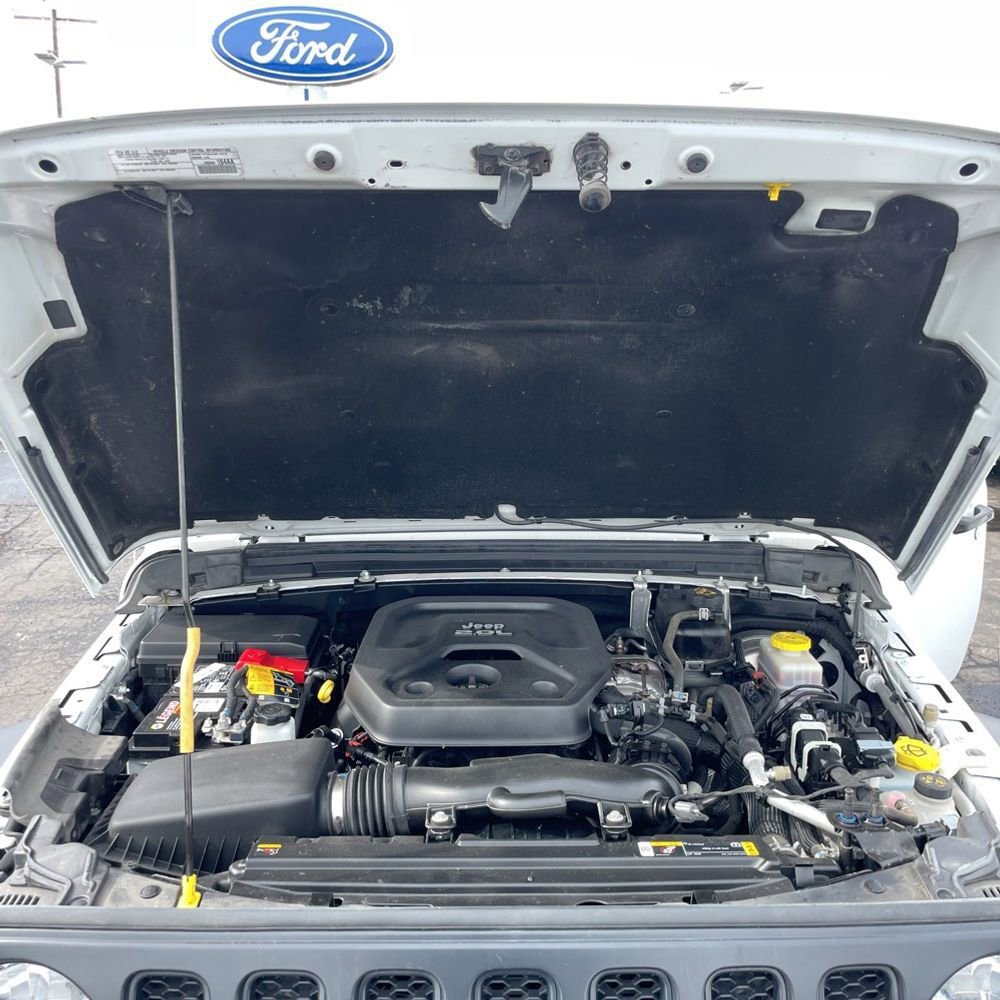 Used 2023 Jeep Wrangler Sport S image 33