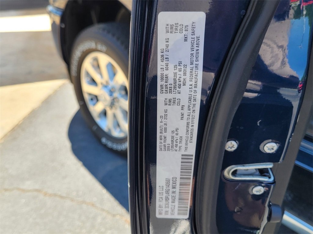 Used 2024 RAM 2500 Laramie w/ Sport Appearance Package image 15