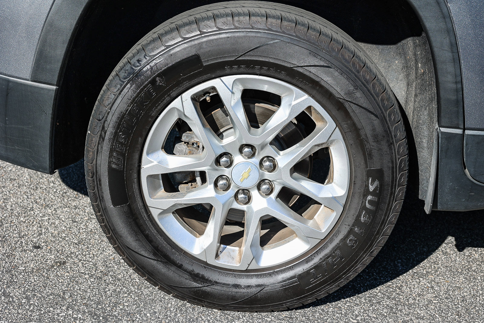 Used 2020 Chevrolet Traverse LS image 11