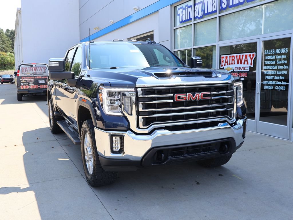 Used 2022 GMC Sierra 2500 SLT AWD/4WD image 2