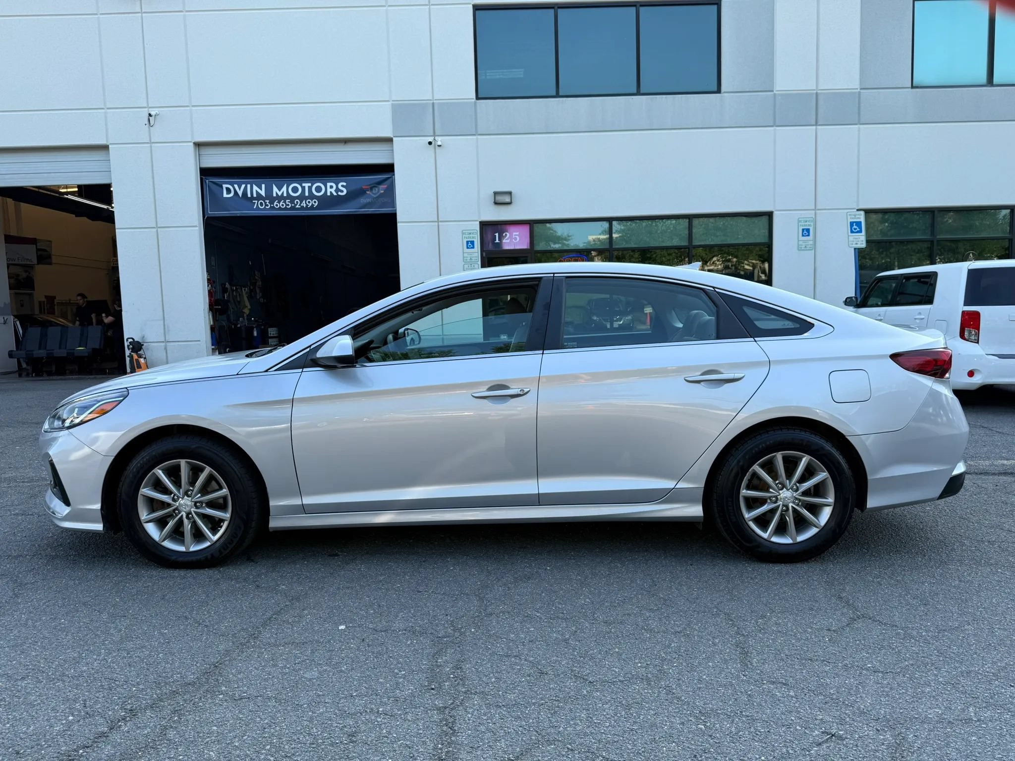 Used 2018 Hyundai Sonata SE FWD image 10