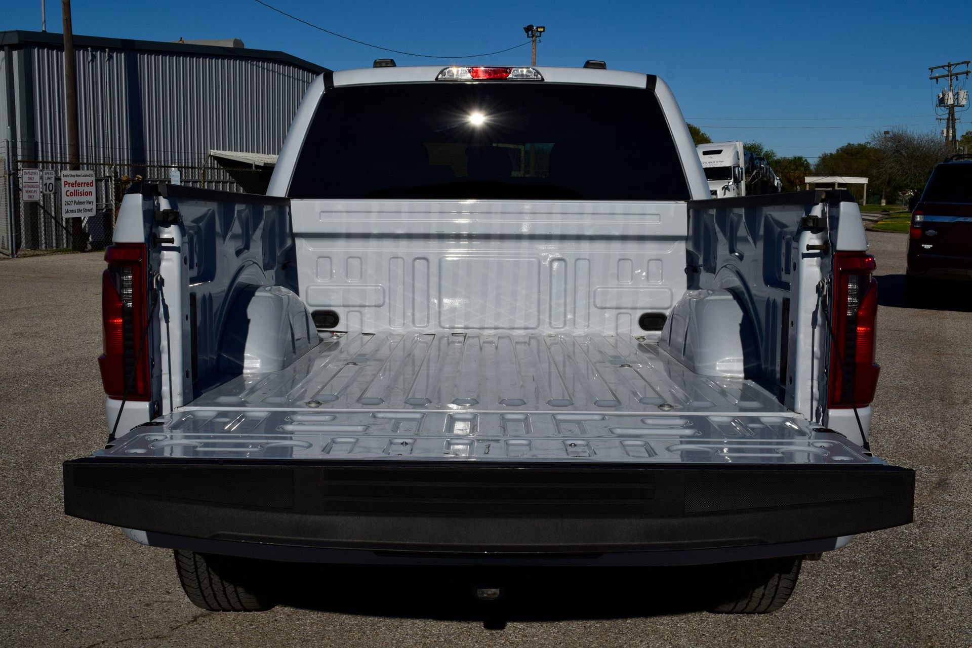Used 2025 Ford F150 STX w/ Equipment Group 200A AWD/4WD image 19