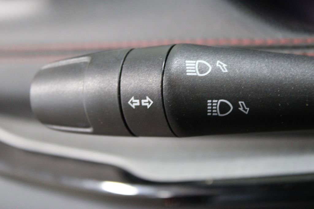 Used 2025 Jeep Compass Trailhawk image 26