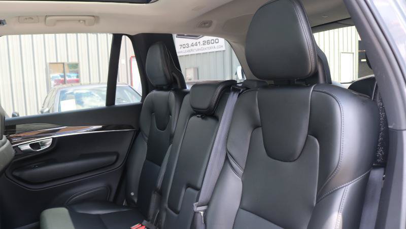 Used 2018 Volvo XC90 T5 Momentum w/ Convenience Package FWD image 17