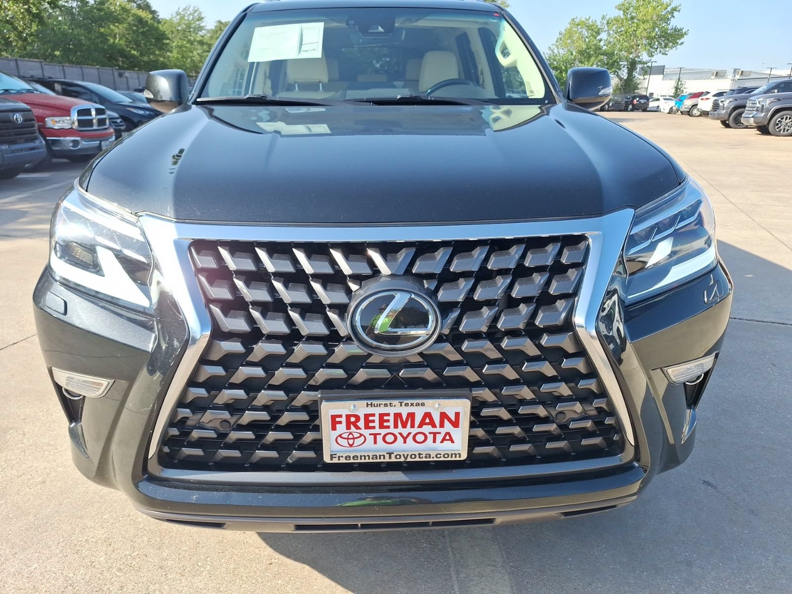 Used 2022 Lexus GX 460 Premium w/ Premium Package AWD/4WD image 9