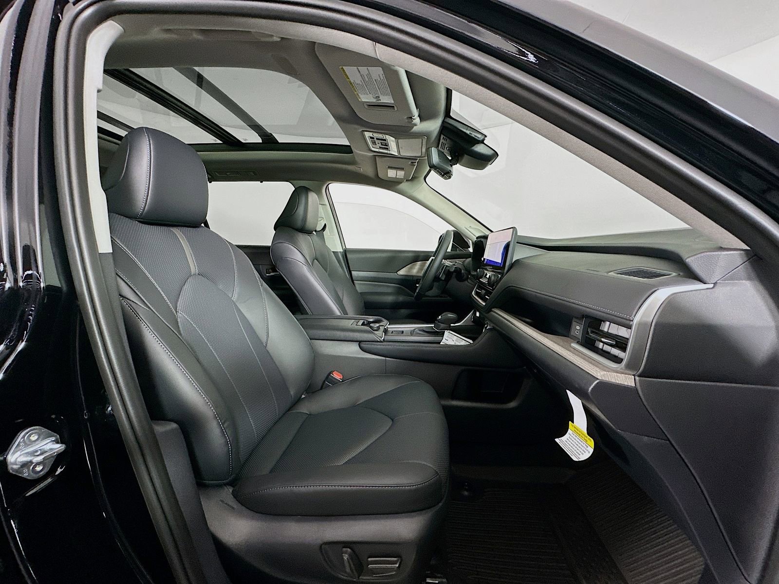 New 2026 Toyota Grand Highlander Platinum AWD/4WD image 30