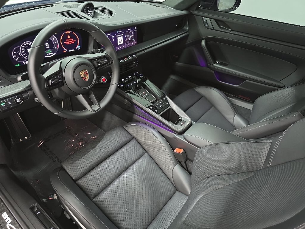 Certified 2026 Porsche 911 Carrera GTS RWD image 4