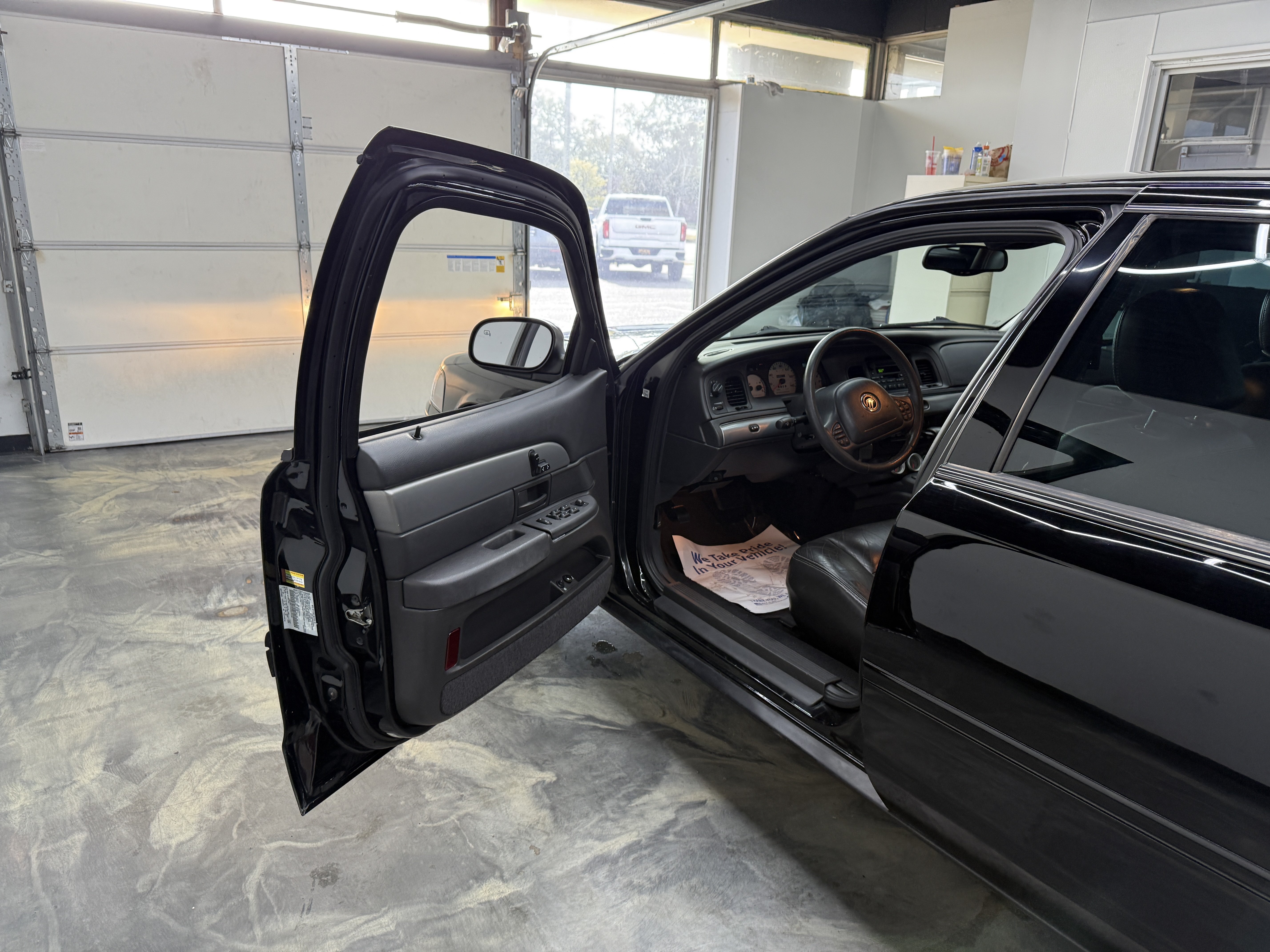 Used 2003 Mercury Marauder RWD image 8