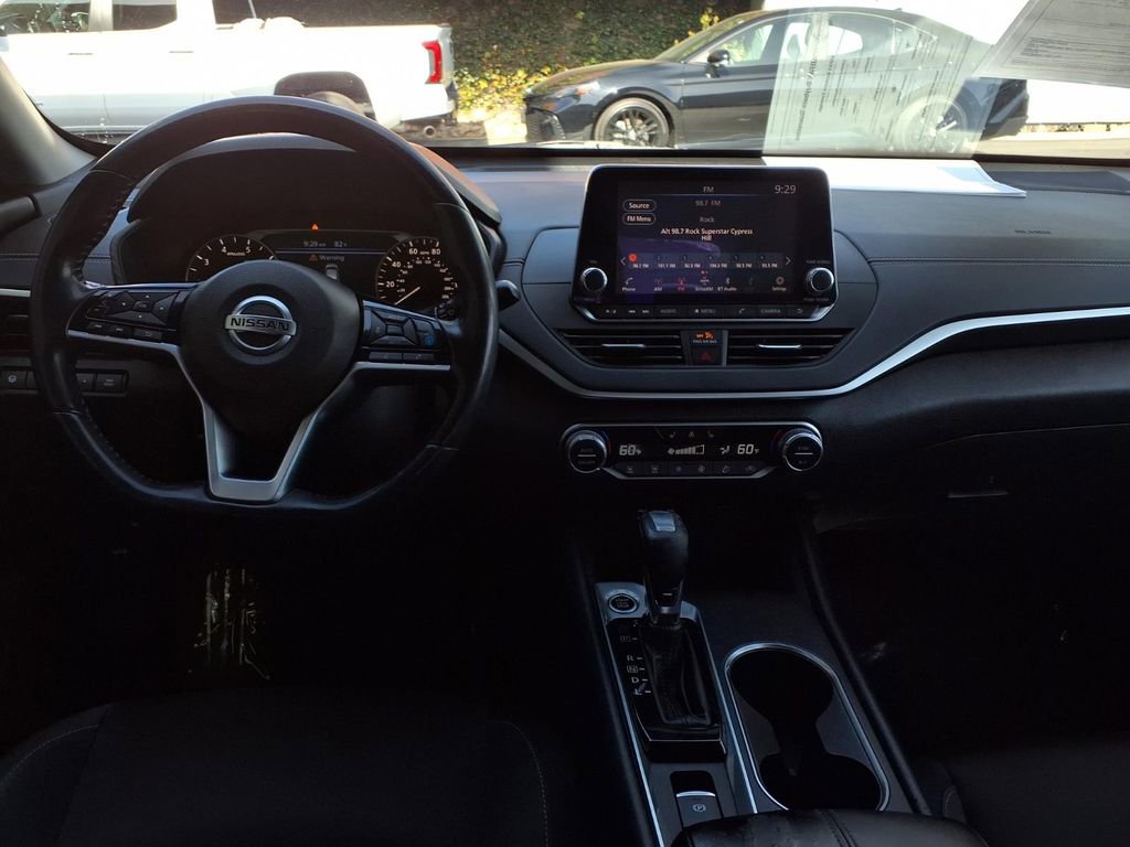 Used 2019 Nissan Altima 2.5 SV image 19