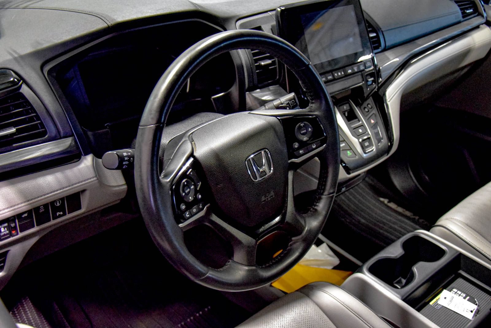 Used 2022 Honda Odyssey Elite image 11