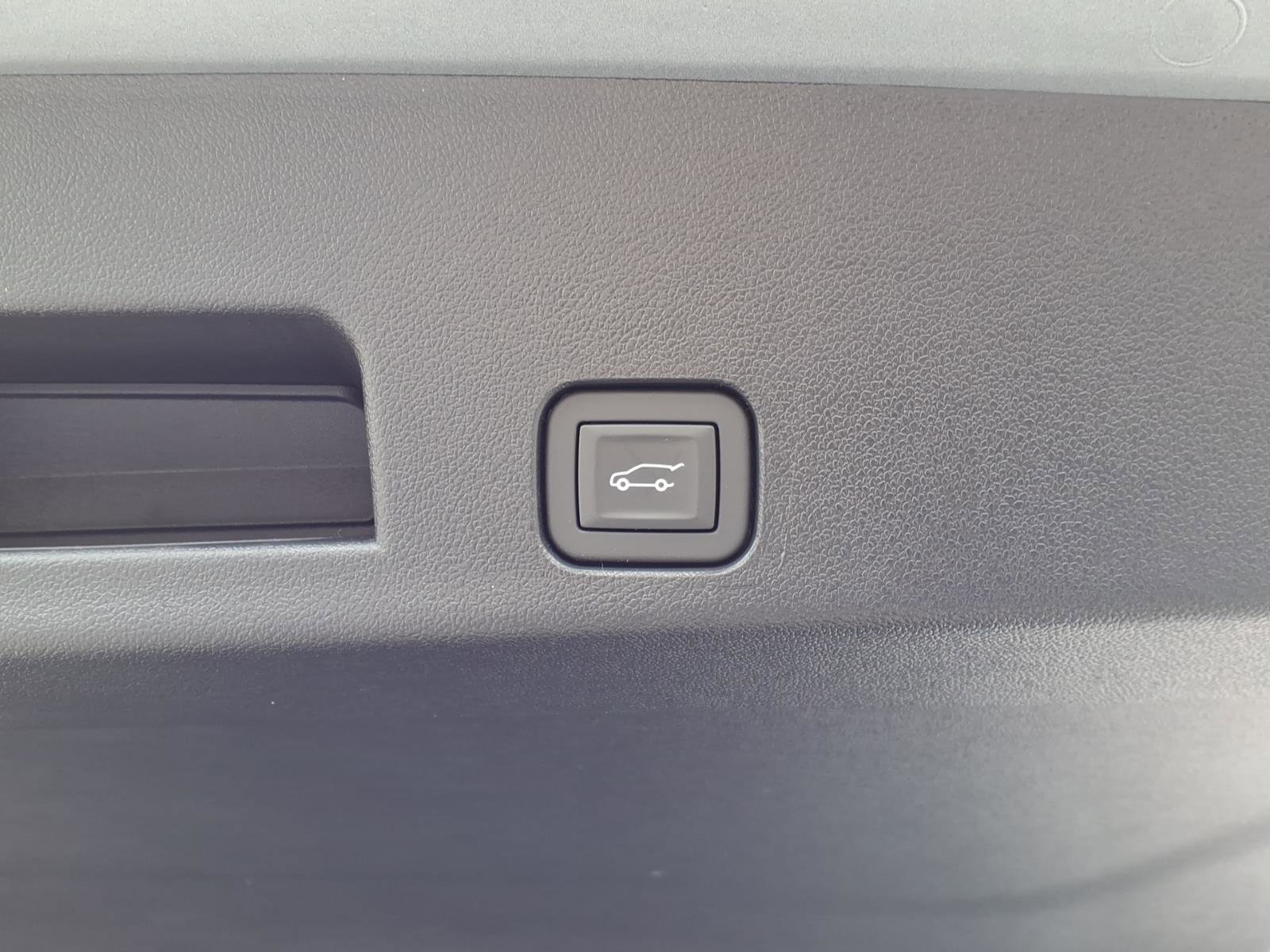 New 2026 GMC Acadia Elevation w/ Black Edition AWD/4WD image 19
