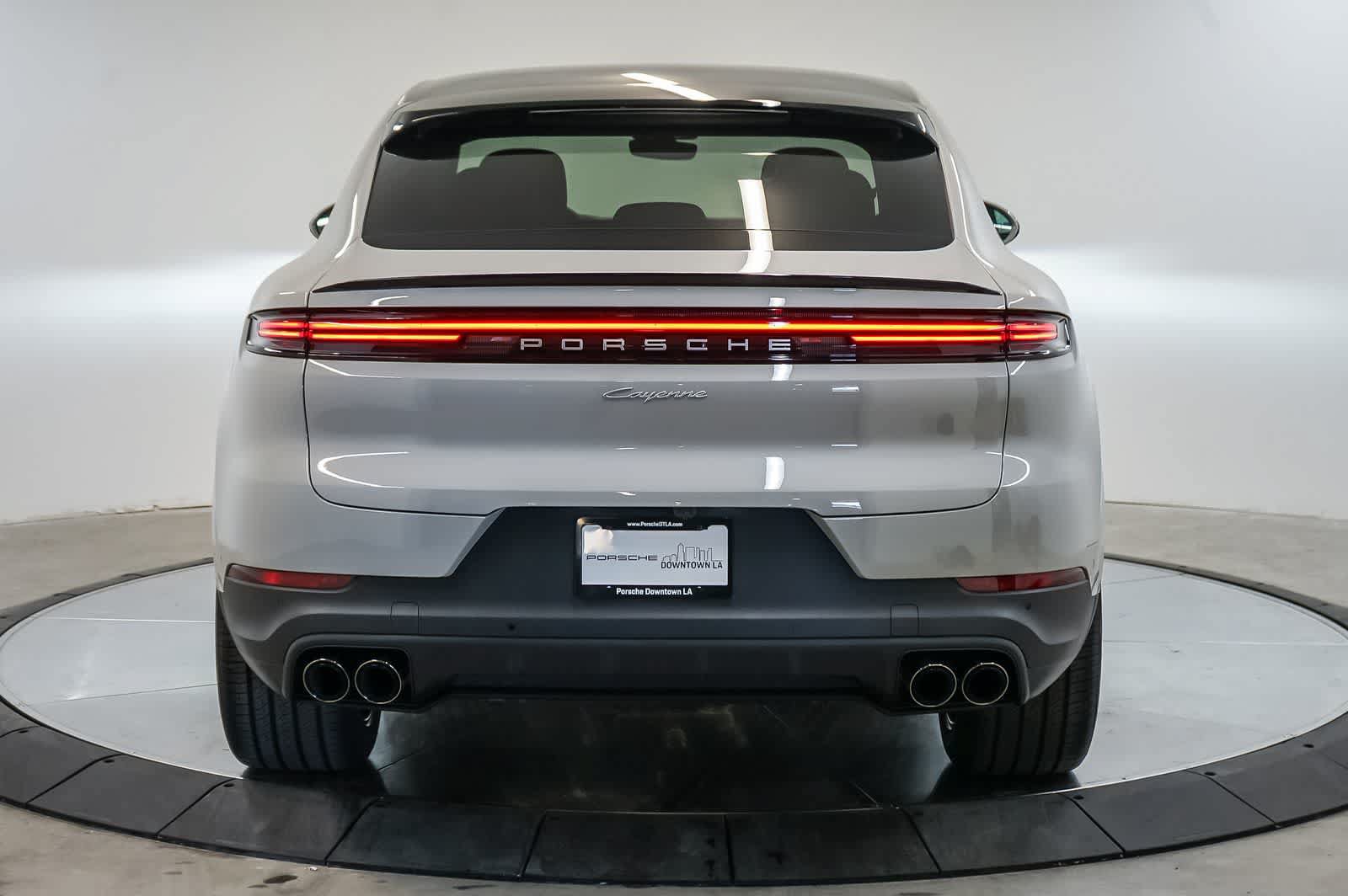 New 2026 Porsche Cayenne Coupe AWD/4WD image 10