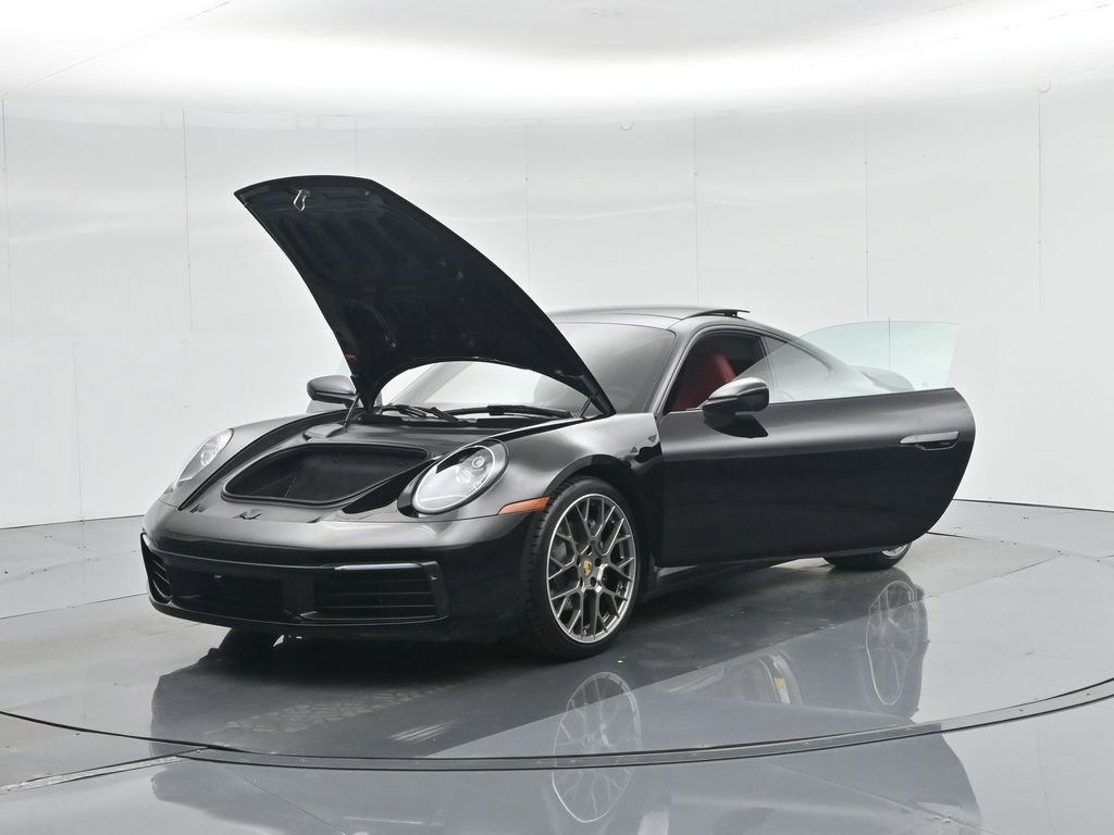 Used 2023 Porsche 911 Carrera image 32