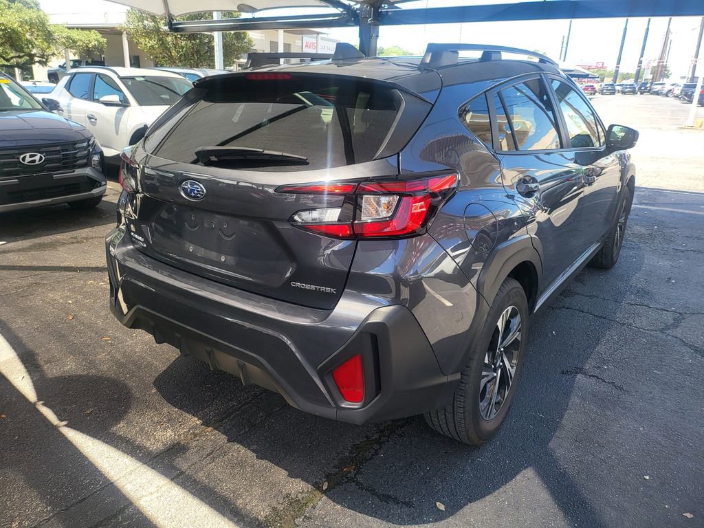 Used 2025 Subaru Crosstrek 2.0i Premium AWD/4WD image 8