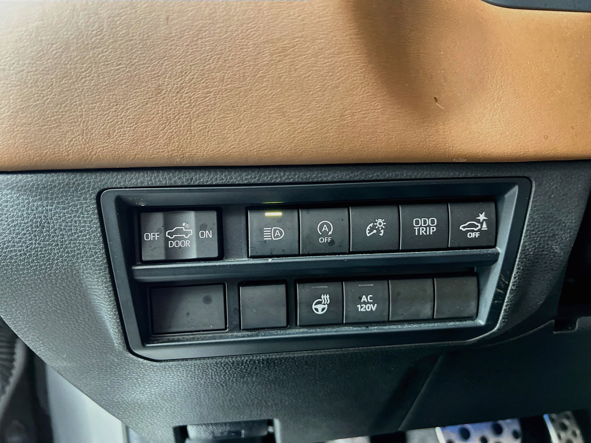 Used 2022 Toyota Tundra 1794 Edition w/ TRD Off-Road Package AWD/4WD image 10