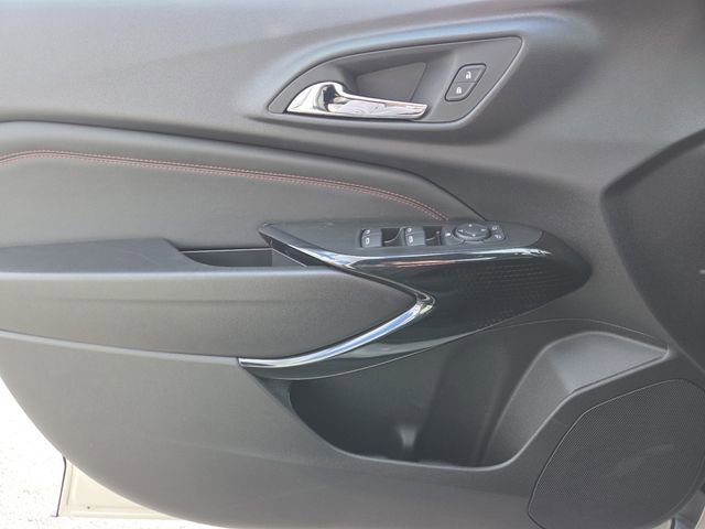 New 2026 Chevrolet Trax RS w/ Driver Confidence Package image 31