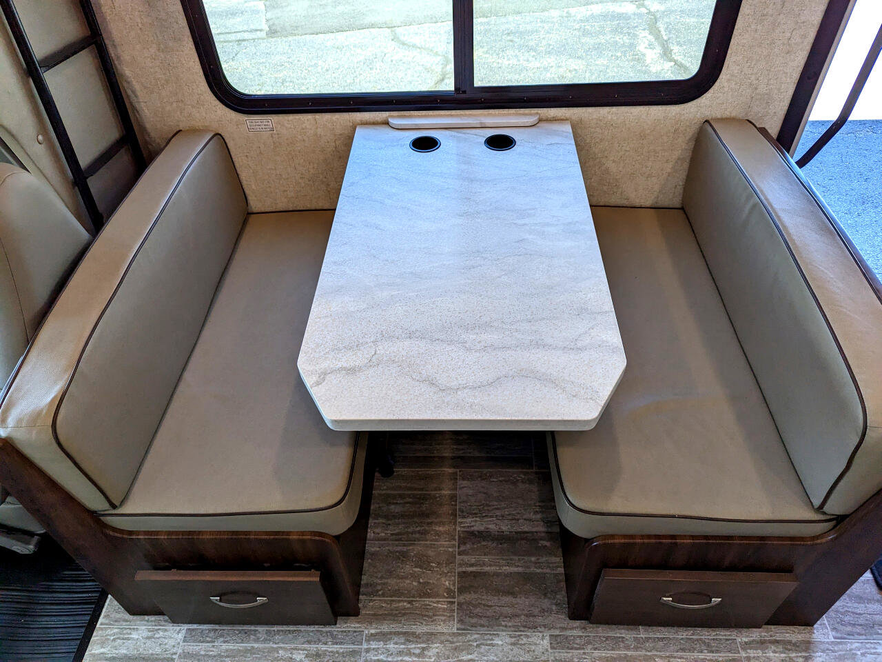 Used 2019 Chevrolet Express 4500 w/ RV Package RWD image 59