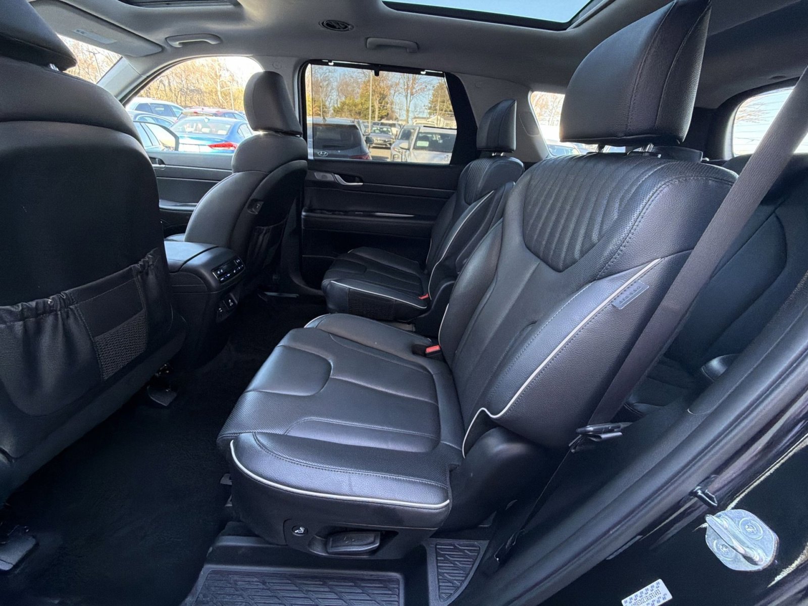 Used 2024 Hyundai Palisade Limited image 25