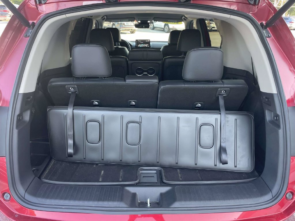 Used 2025 Honda Pilot EX-L image 10