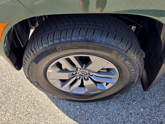 New 2027 Nissan Frontier SV w/ SV Convenience Package RWD image 16