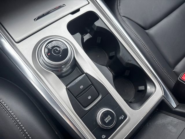 Used 2023 Ford Explorer XLT w/ Equipment Group 202A image 27