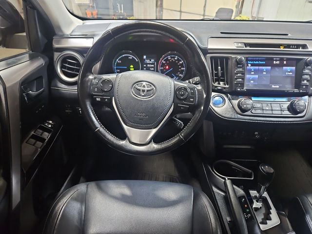 Used 2018 Toyota RAV4 Limited w/ Advanced Technology Package image 13