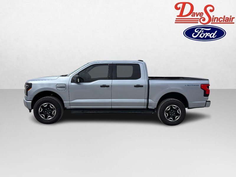 Used 2022 Ford F150 Lightning XLT w/ Max Trailer Tow Package AWD/4WD image 10