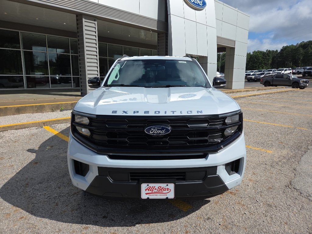 New 2026 Ford Expedition Active RWD image 2