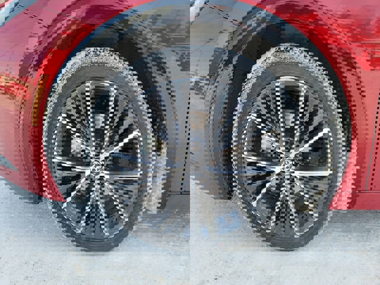 Used 2024 Toyota Prius XLE image 10