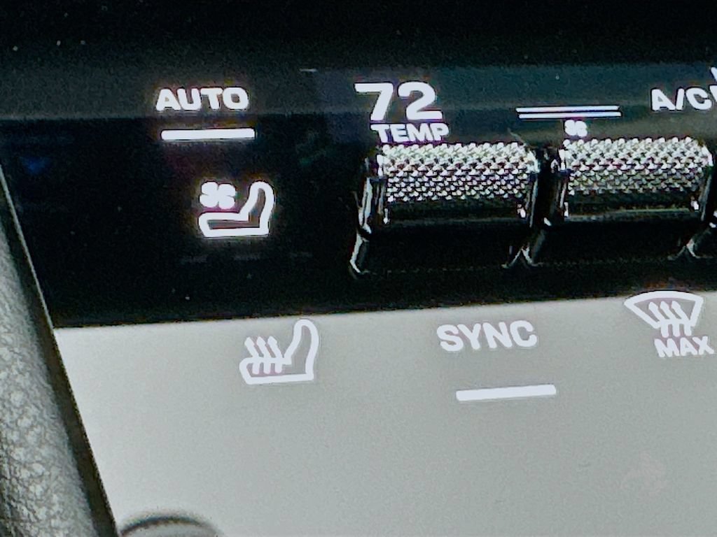 New 2026 Porsche Cayenne AWD/4WD image 23