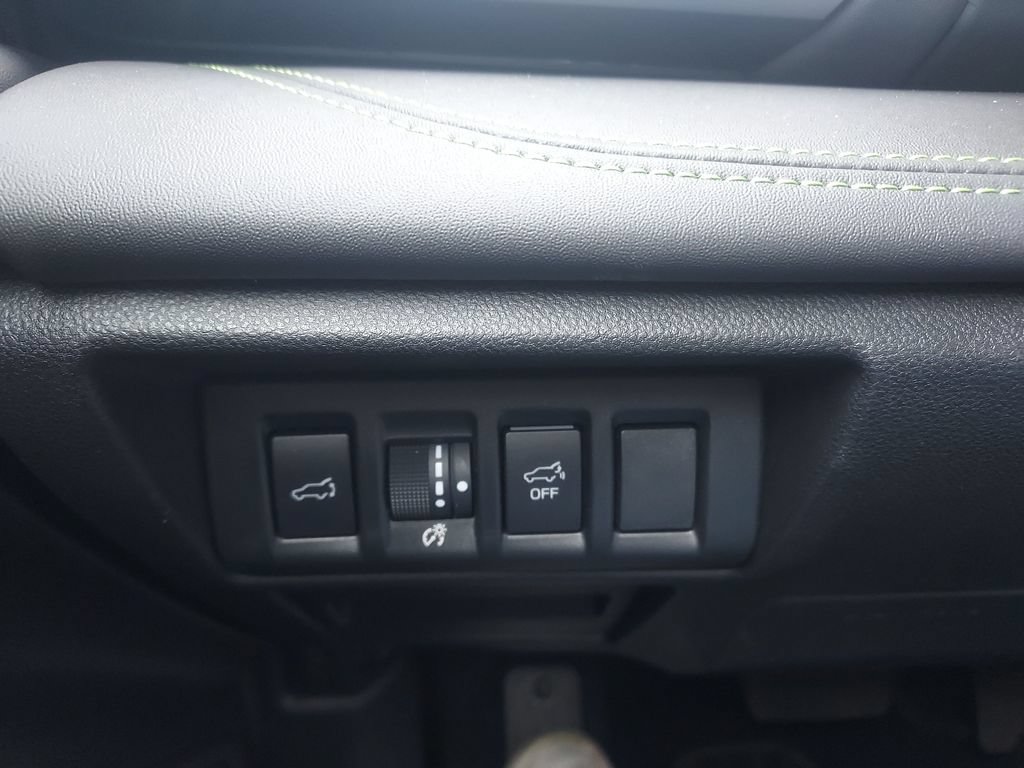 Certified 2025 Subaru Outback Onyx Edition AWD/4WD image 23