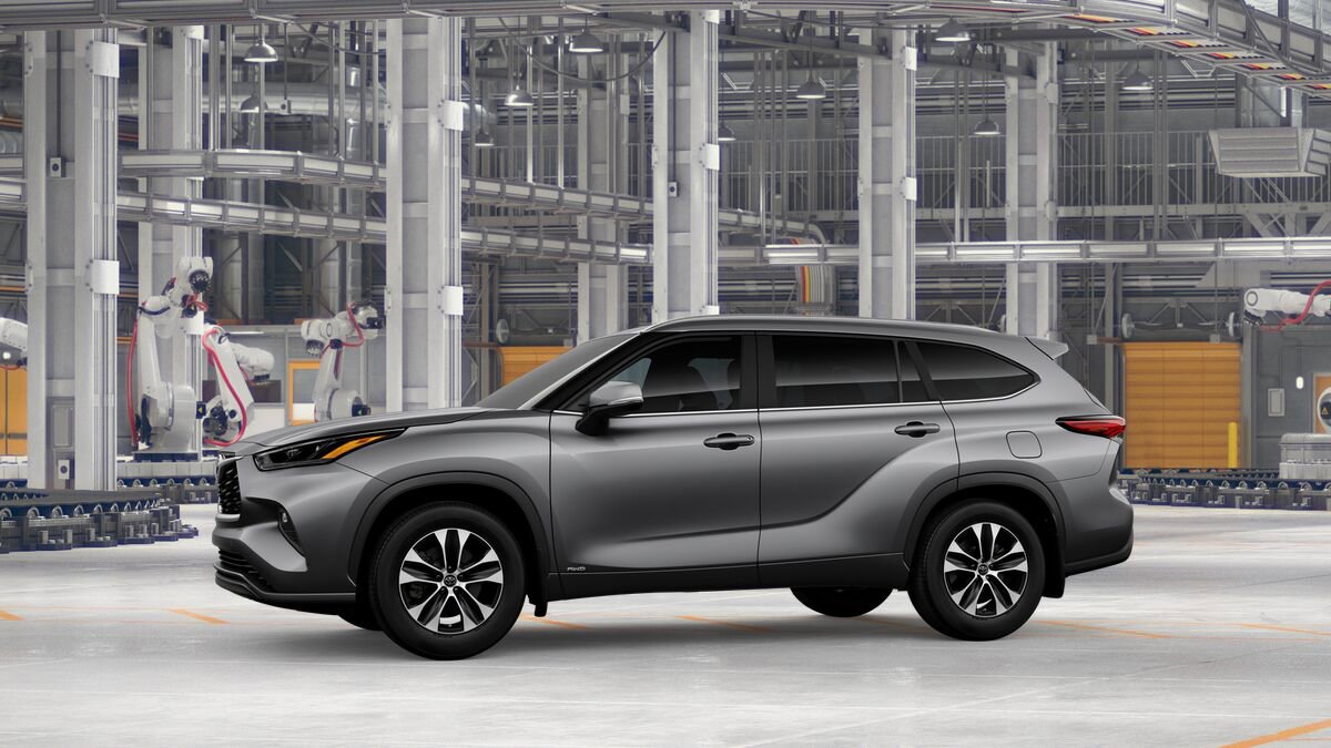 New 2026 Toyota Highlander XLE image 3