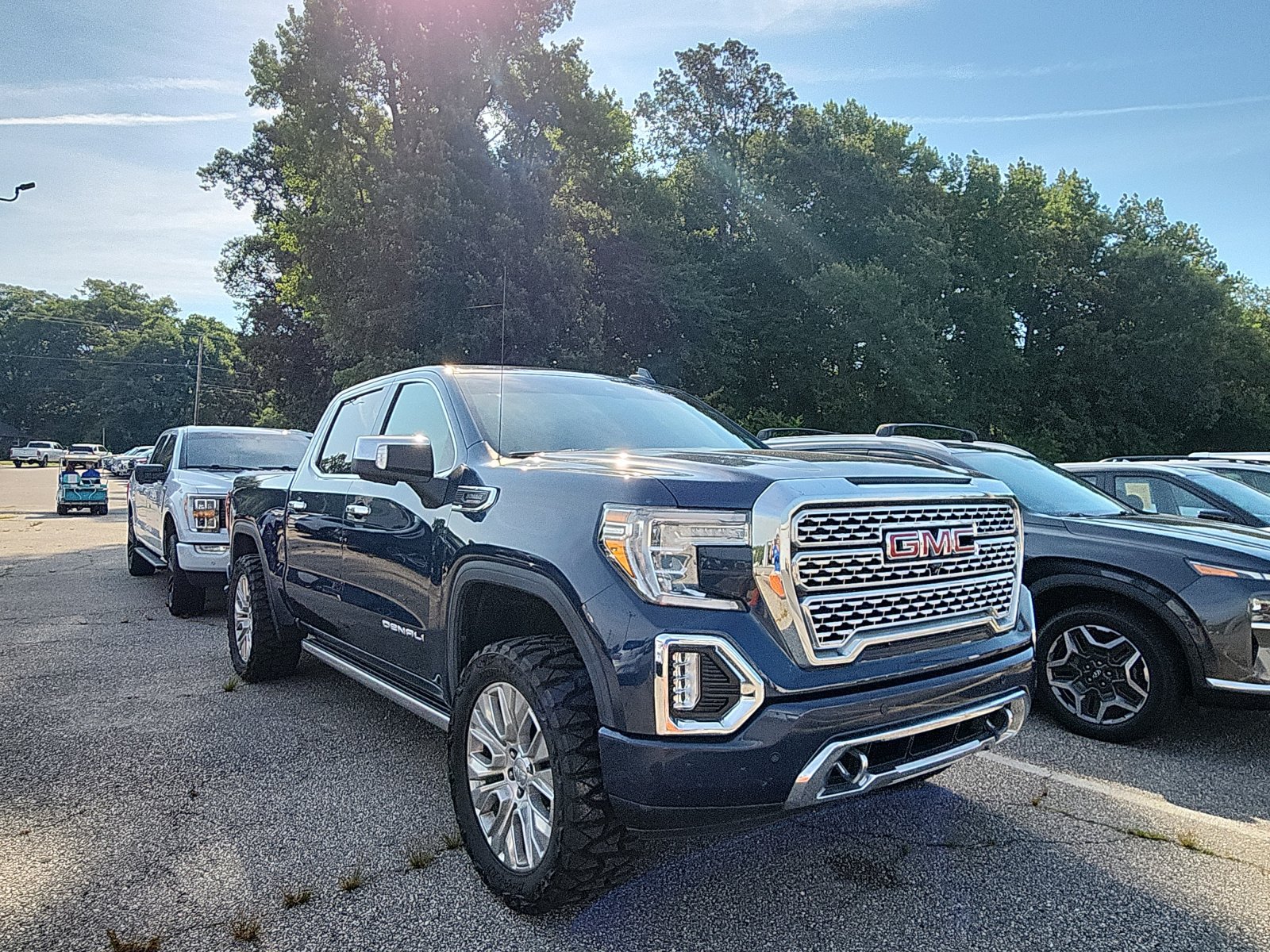 Used 2021 GMC Sierra 1500 Denali w/ Denali Ultimate Package AWD/4WD image 6