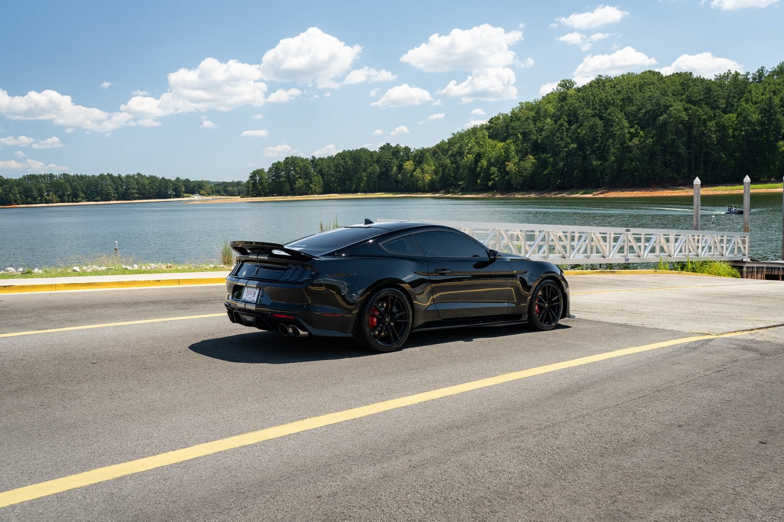 Used 2021 Ford Mustang Shelby GT500 w/ Technology Package RWD image 41