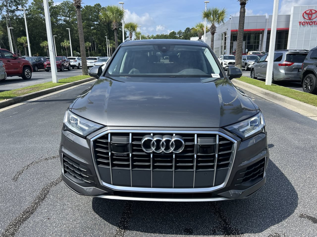 Used 2023 Audi Q7 2.0T Premium w/ Convenience Package AWD/4WD image 3