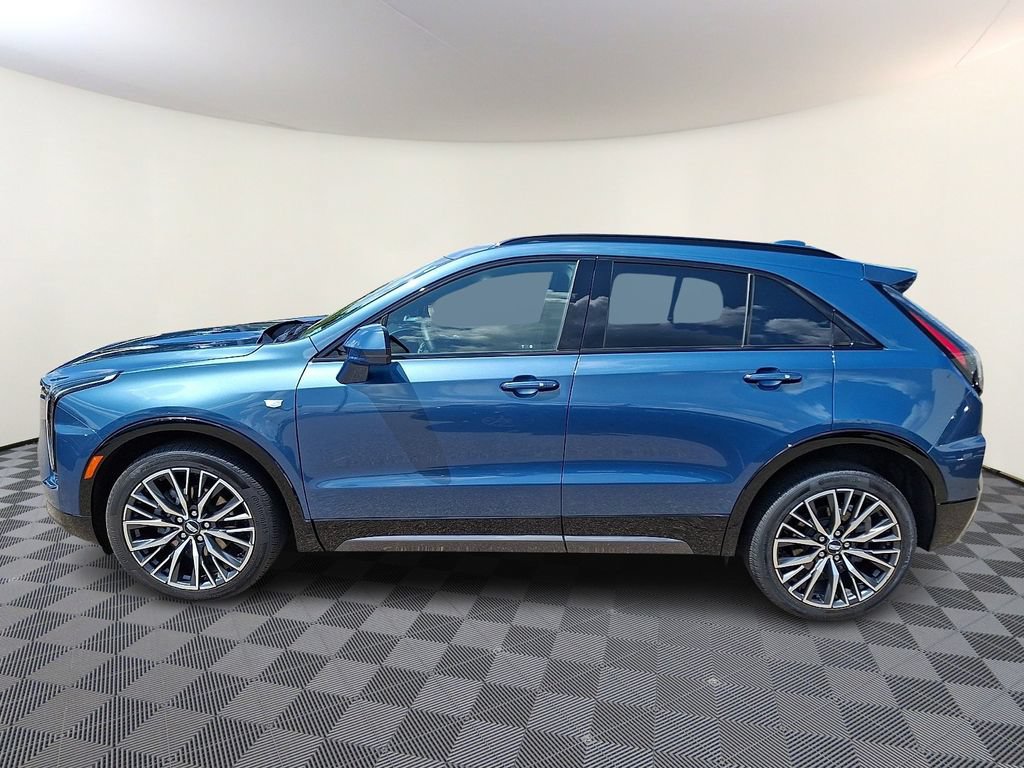 Used 2024 Cadillac XT4 Sport w/ Cold Weather Package AWD/4WD image 7