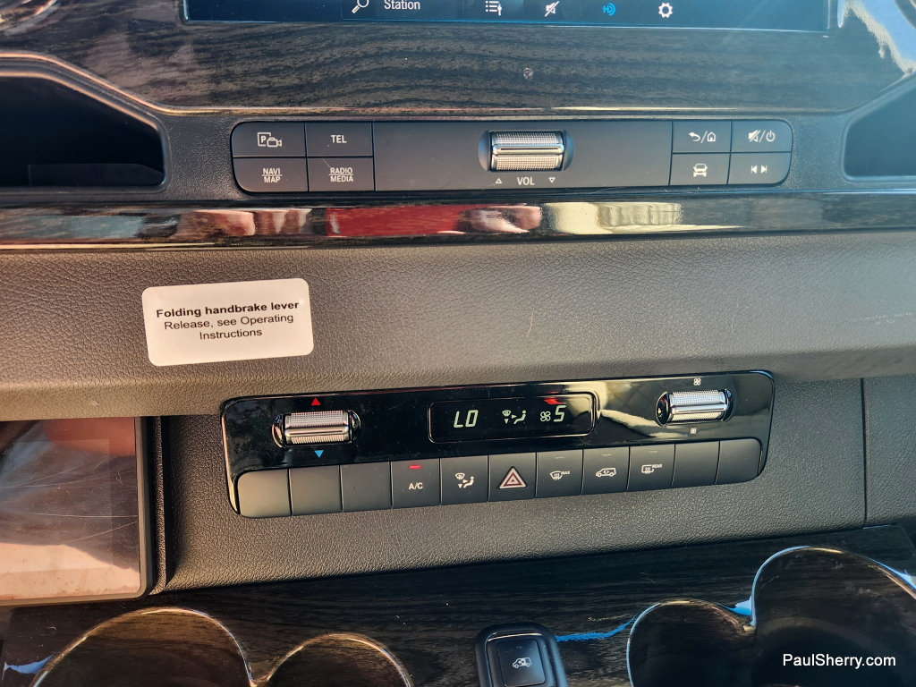 Used 2020 Mercedes-Benz Sprinter 2500 image 38