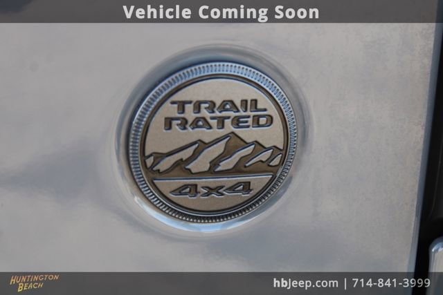 Used 2023 Jeep Wrangler Sport image 9