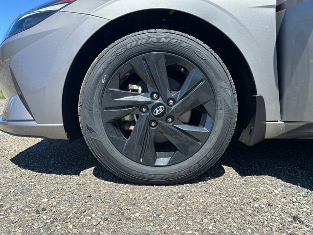 Used 2023 Hyundai Elantra SEL FWD image 25