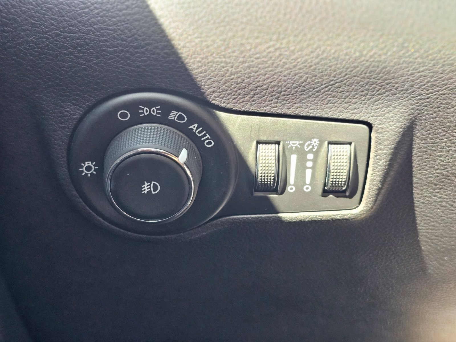Used 2024 Jeep Compass Limited AWD/4WD image 26
