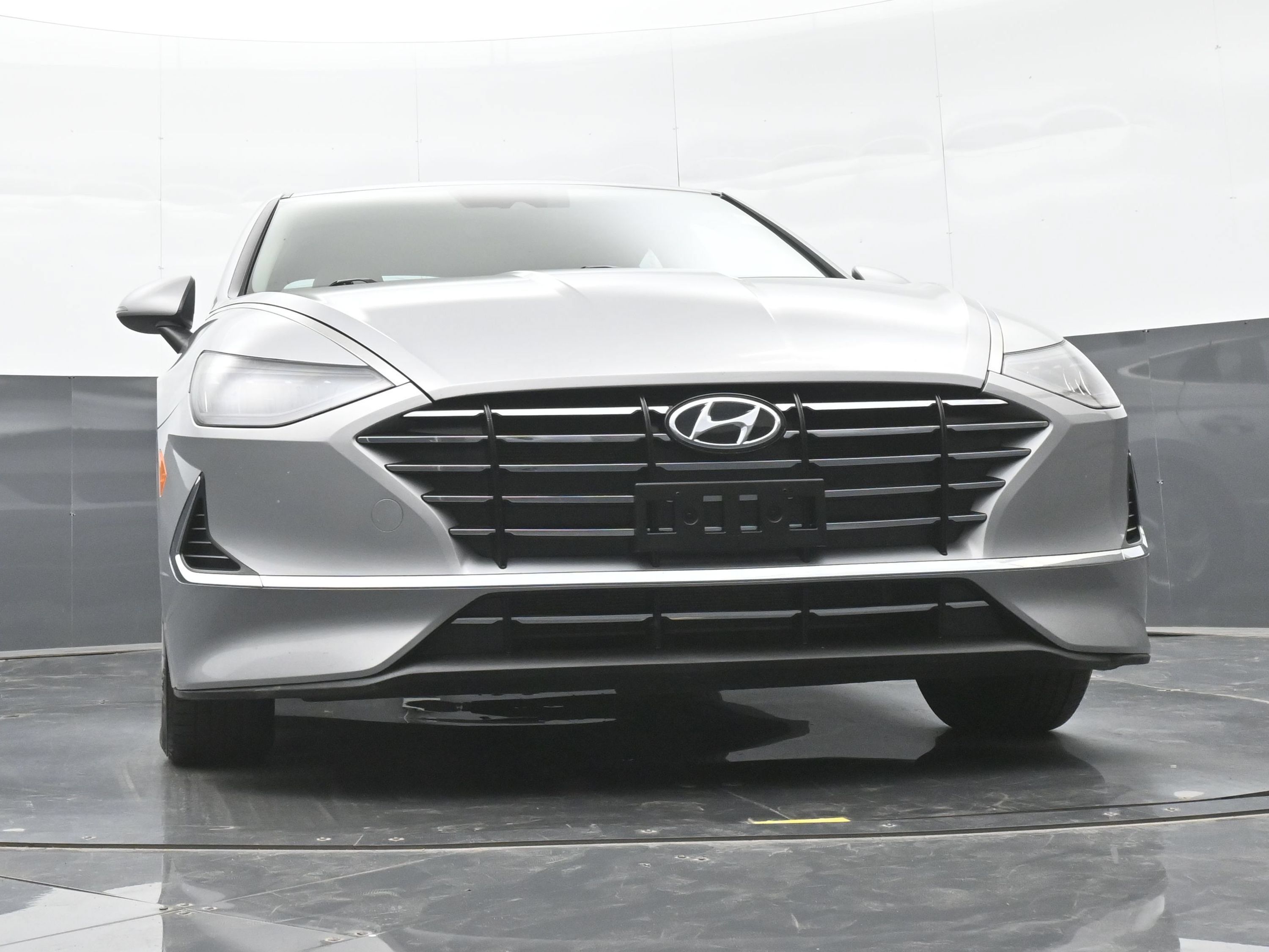 Certified 2023 Hyundai Sonata SE w/ Cargo Package FWD image 42