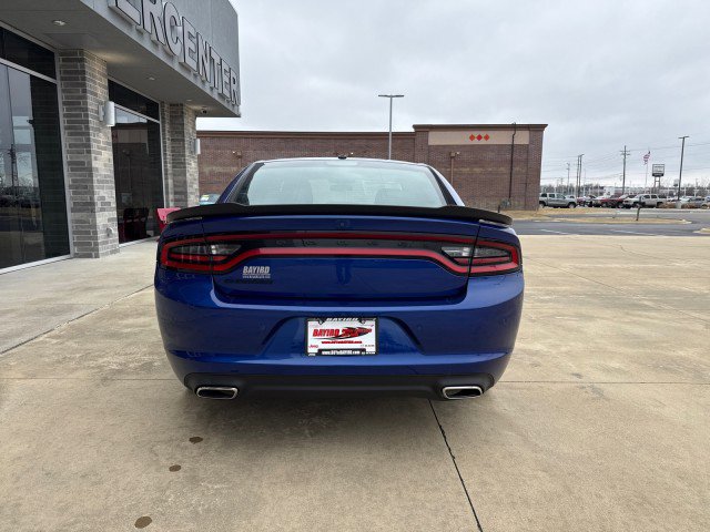 Used 2022 Dodge Charger SXT w/ Blacktop Package RWD image 6