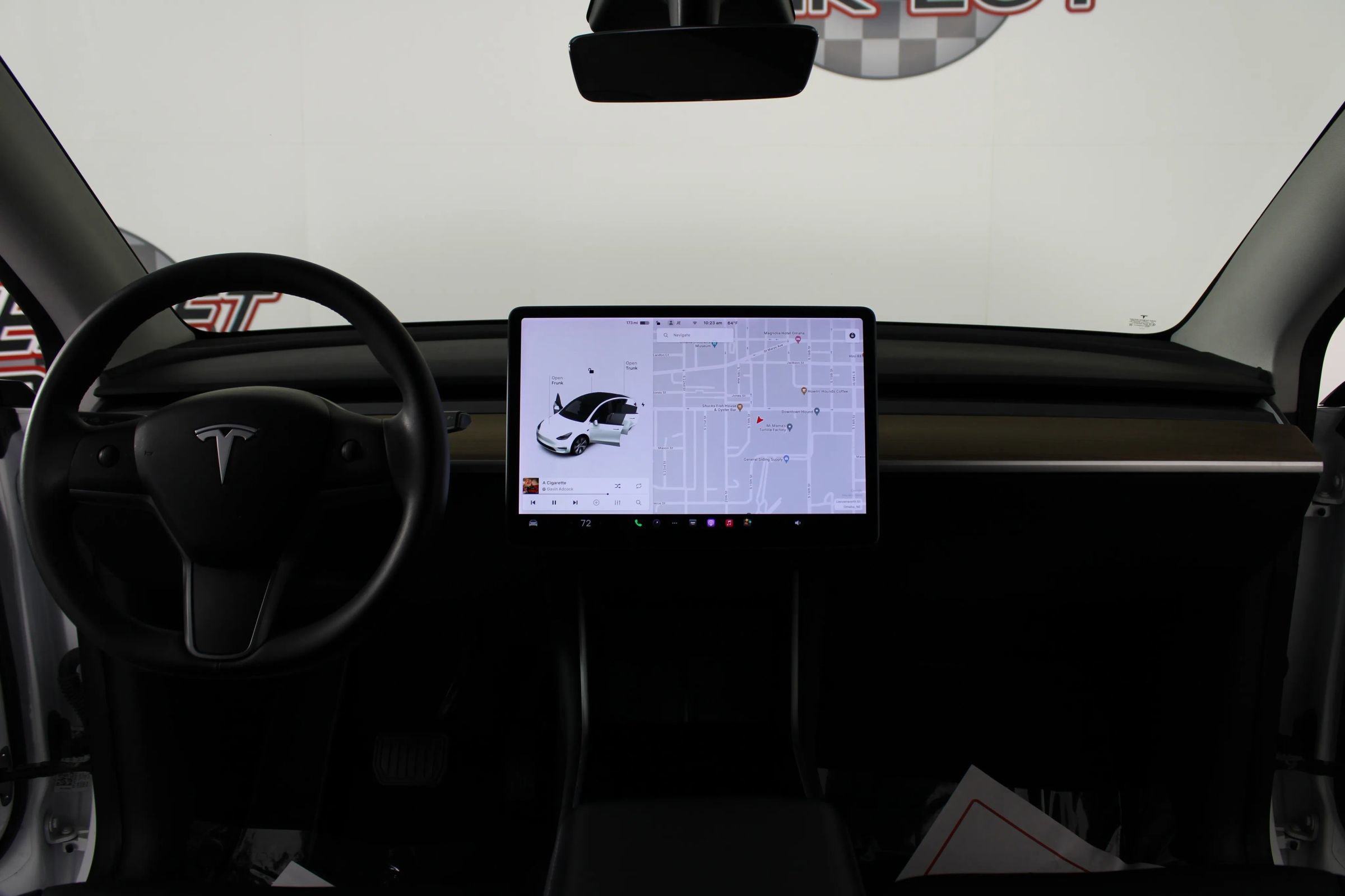 Used 2020 Tesla Model Y Long Range image 11