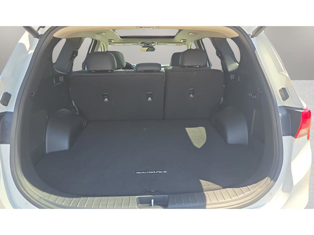 Certified 2023 Hyundai Santa Fe SEL Premium AWD/4WD image 9