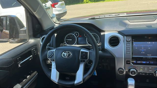 Certified 2017 Toyota Tundra Platinum AWD/4WD image 21